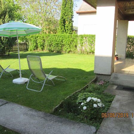 Fenyves Vendeghaz Apartment Balatonfenyves Exterior photo