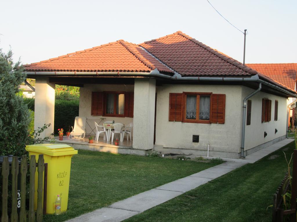 Fenyves Vendeghaz Apartment Balatonfenyves Exterior photo