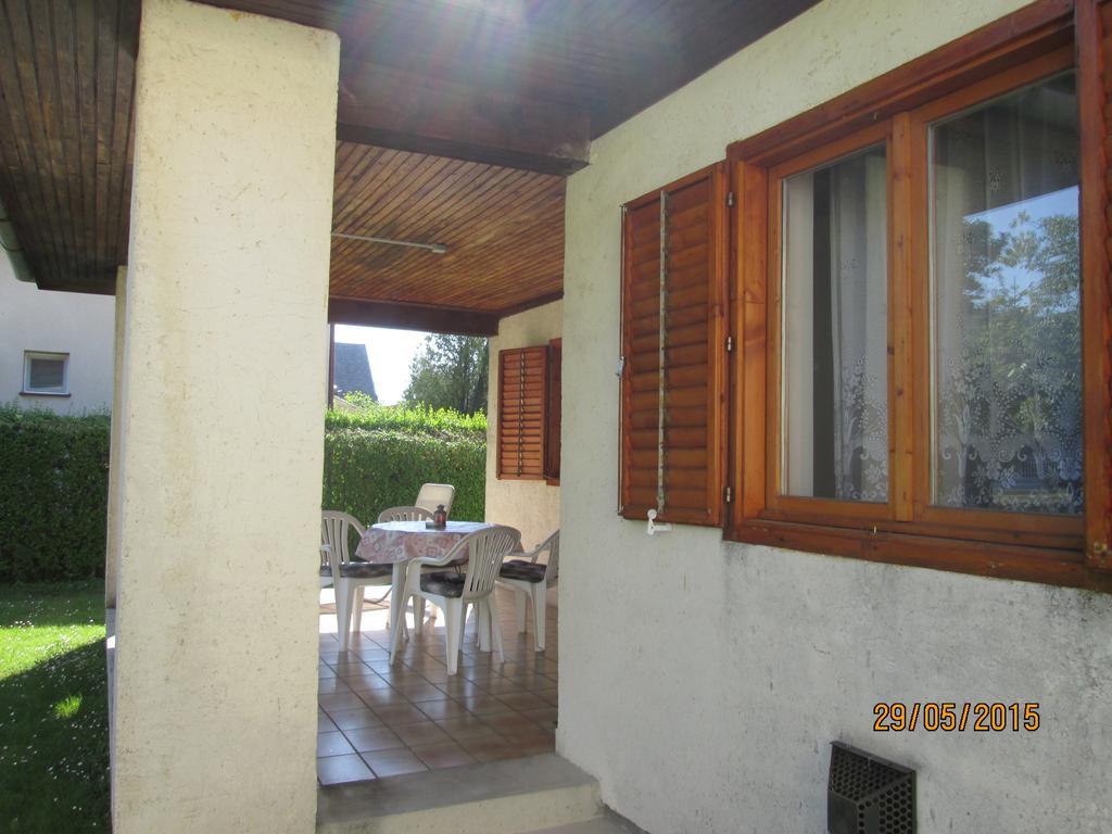 Fenyves Vendeghaz Apartment Balatonfenyves Exterior photo