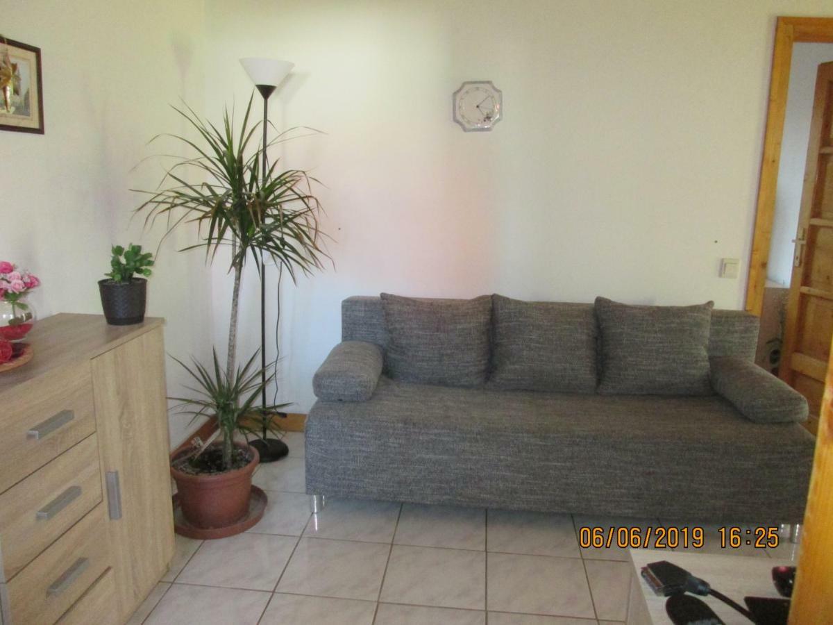 Fenyves Vendeghaz Apartment Balatonfenyves Exterior photo