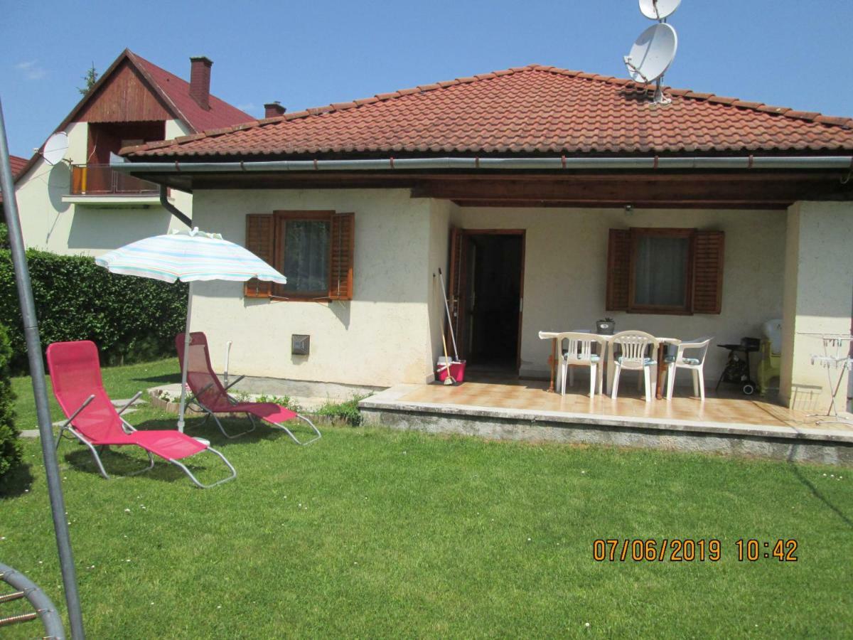 Fenyves Vendeghaz Apartment Balatonfenyves Exterior photo